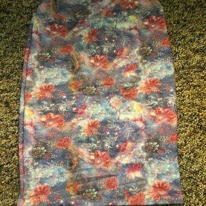 Sz Small LuLaRoe Cassie